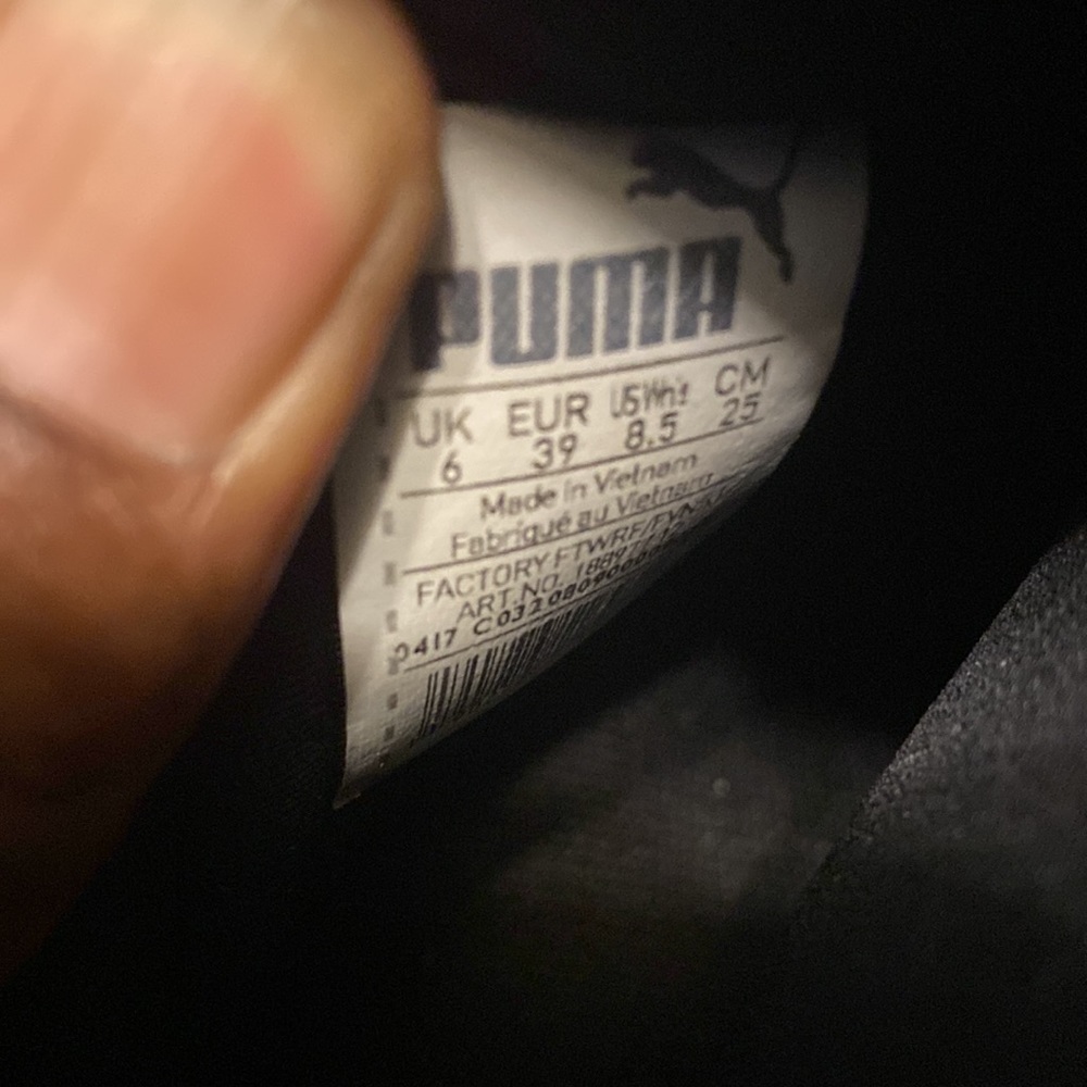 Puma - Picture 3 of 3
